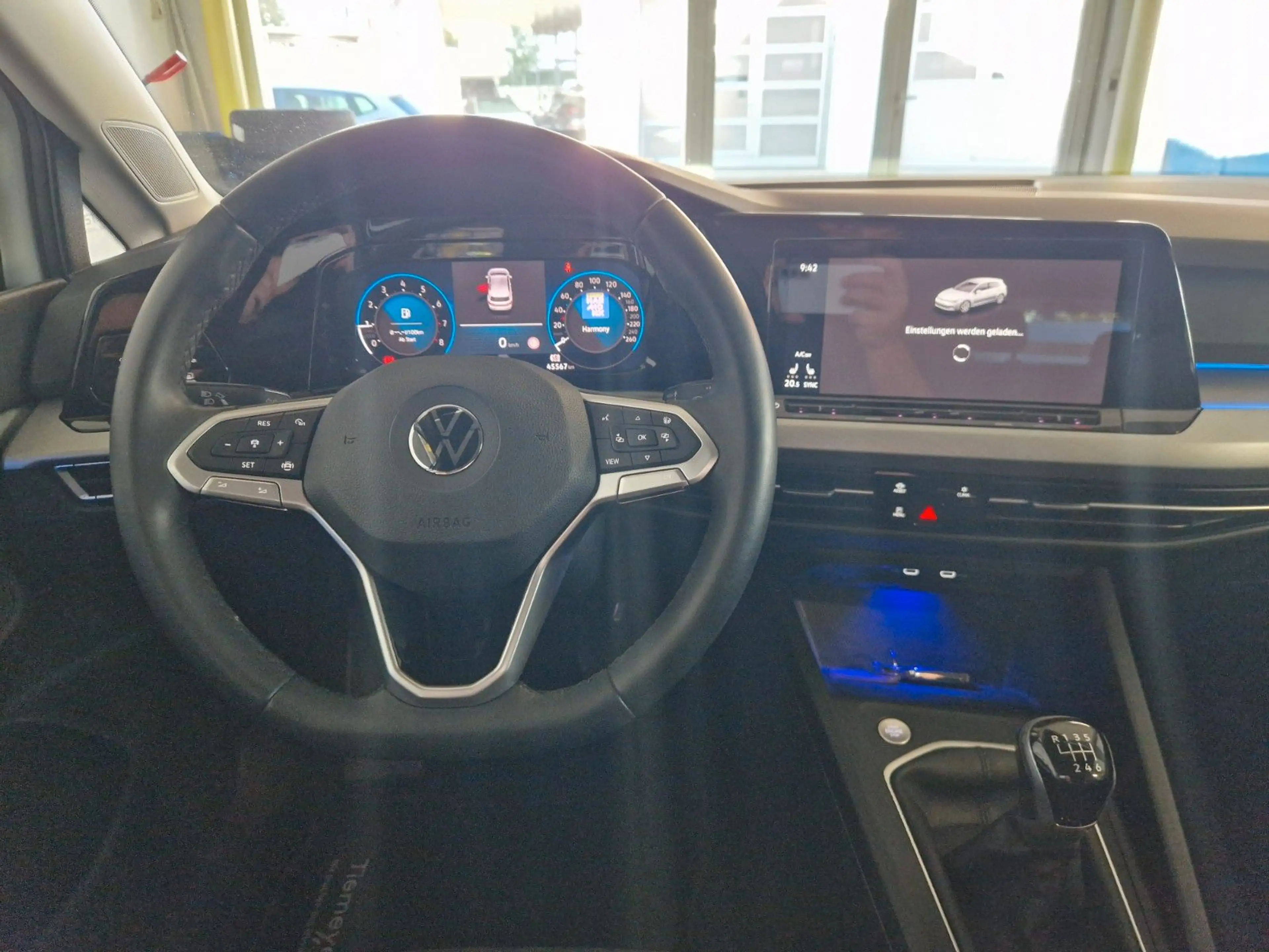 Volkswagen Golf 1.5 TSI Life PDC LED Navi App Connect Sitzh — photo 11