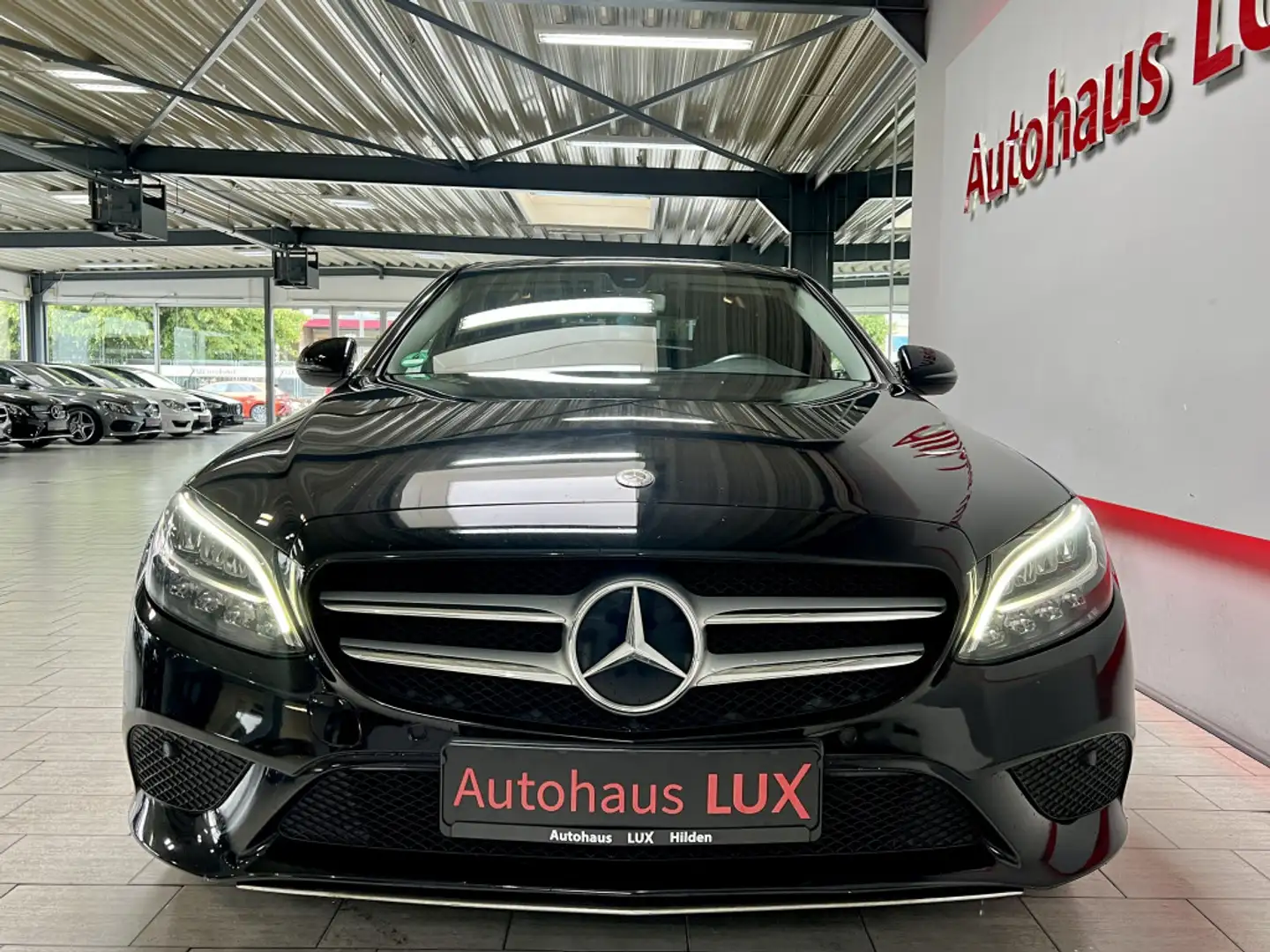 Mercedes-Benz C 180 CGI*DIGITALES TACHO*R-KAM*LED*KEYLESS*2.HAND Noir - 2