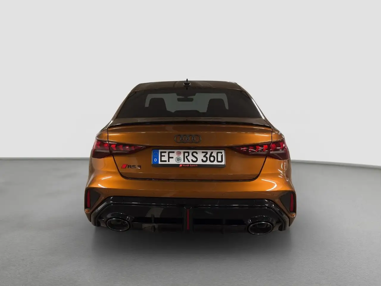 Audi RS3 294 kW S tronic 5