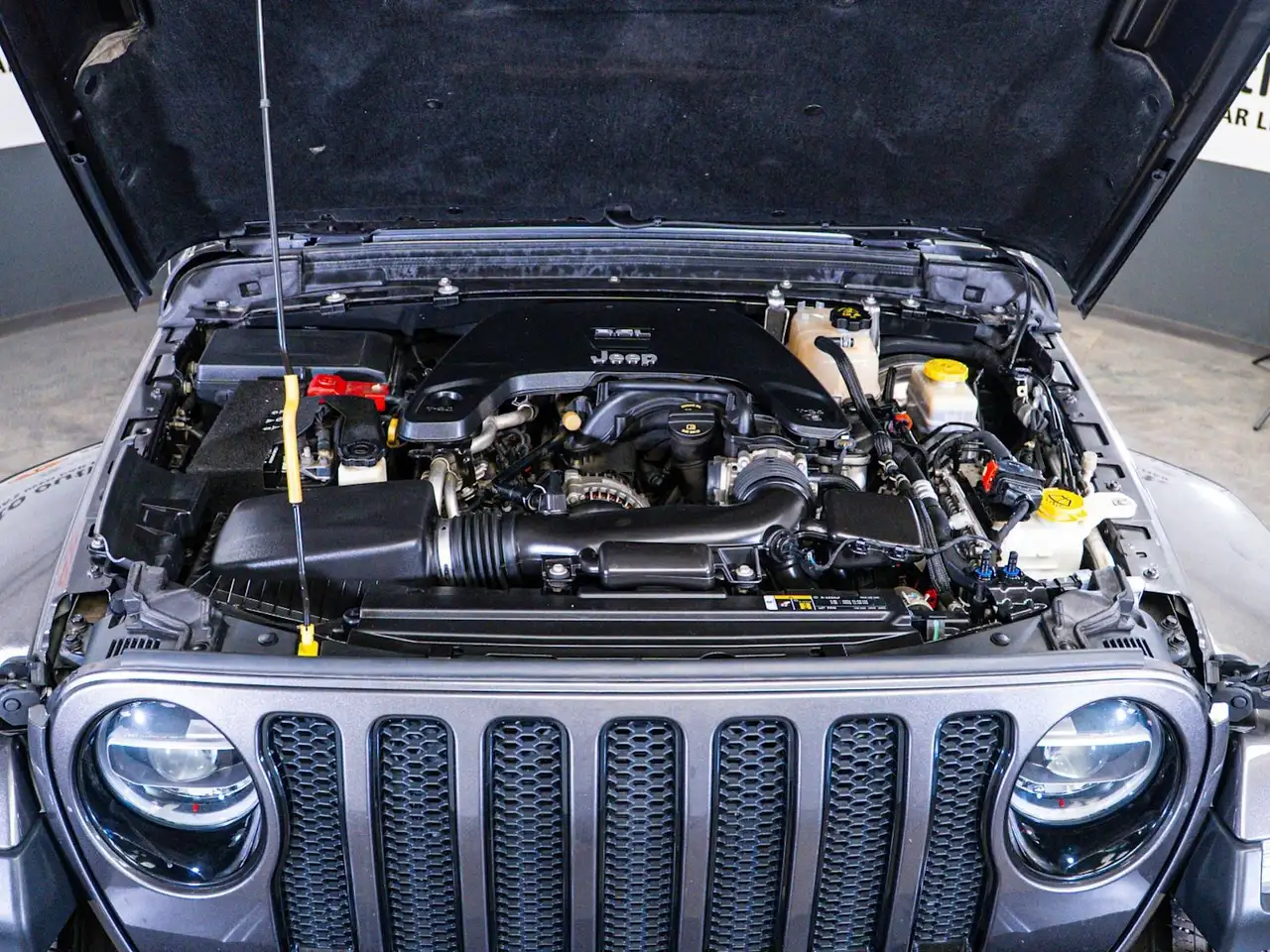 Jeep Wrangler снимка Jeep Wrangler