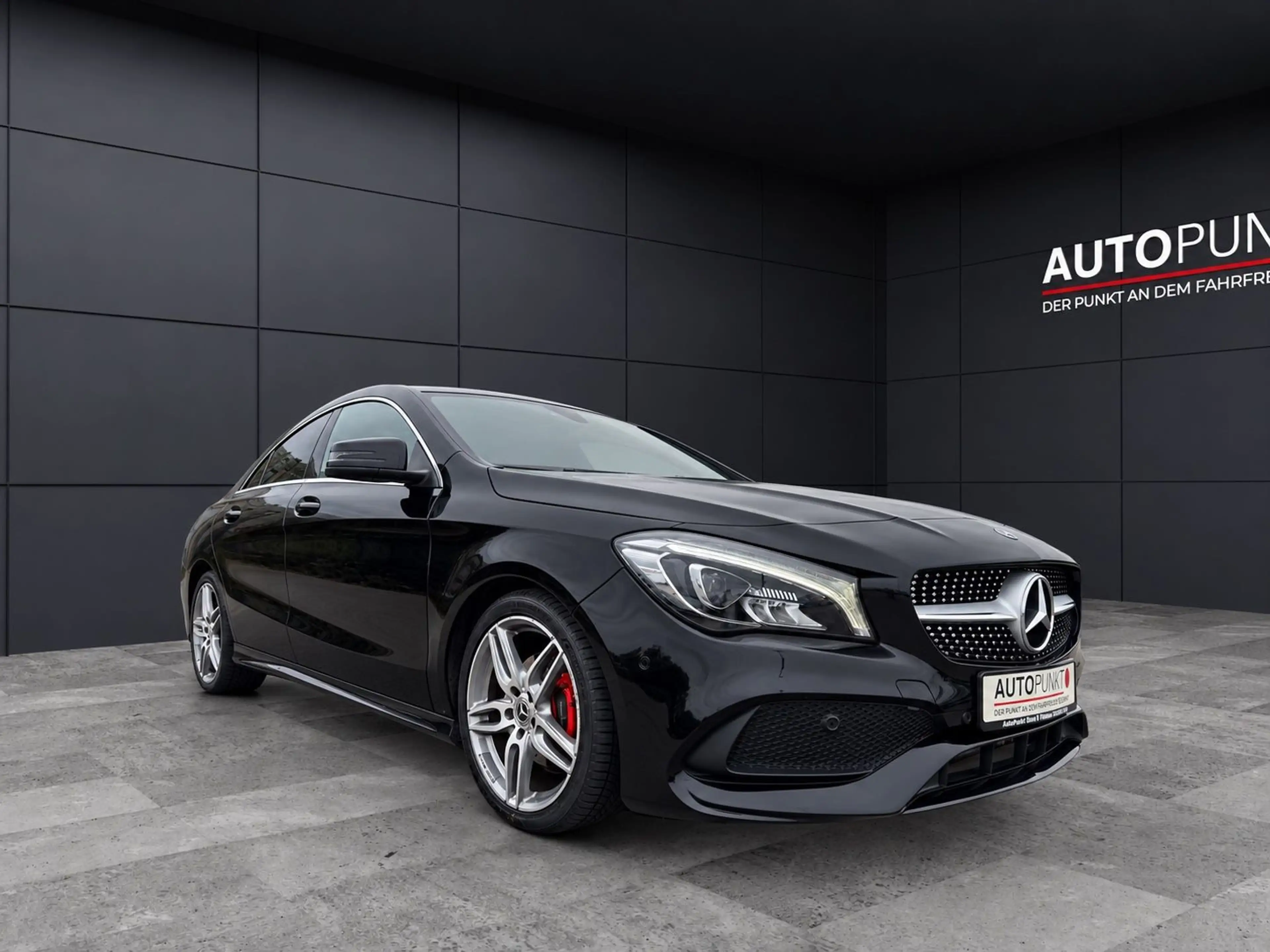 Mercedes-Benz CLA 200 AMG LINE NIGHT PAKET AUT. KAME NAVI PANO — photo 4