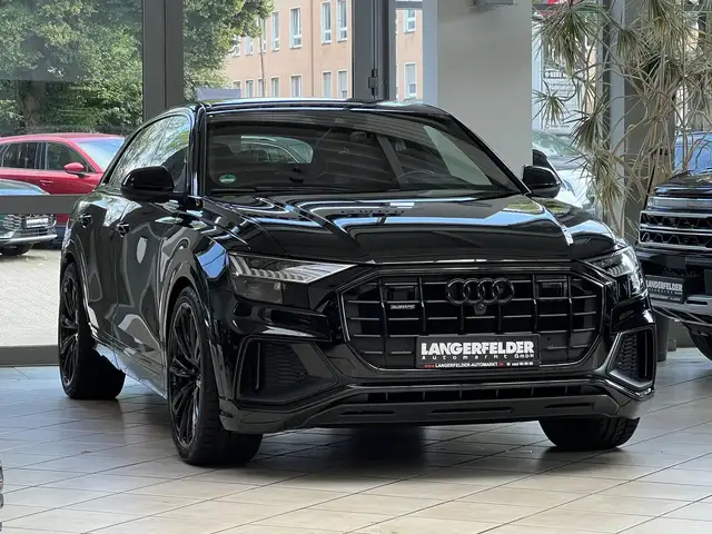 Audi Q8 main image