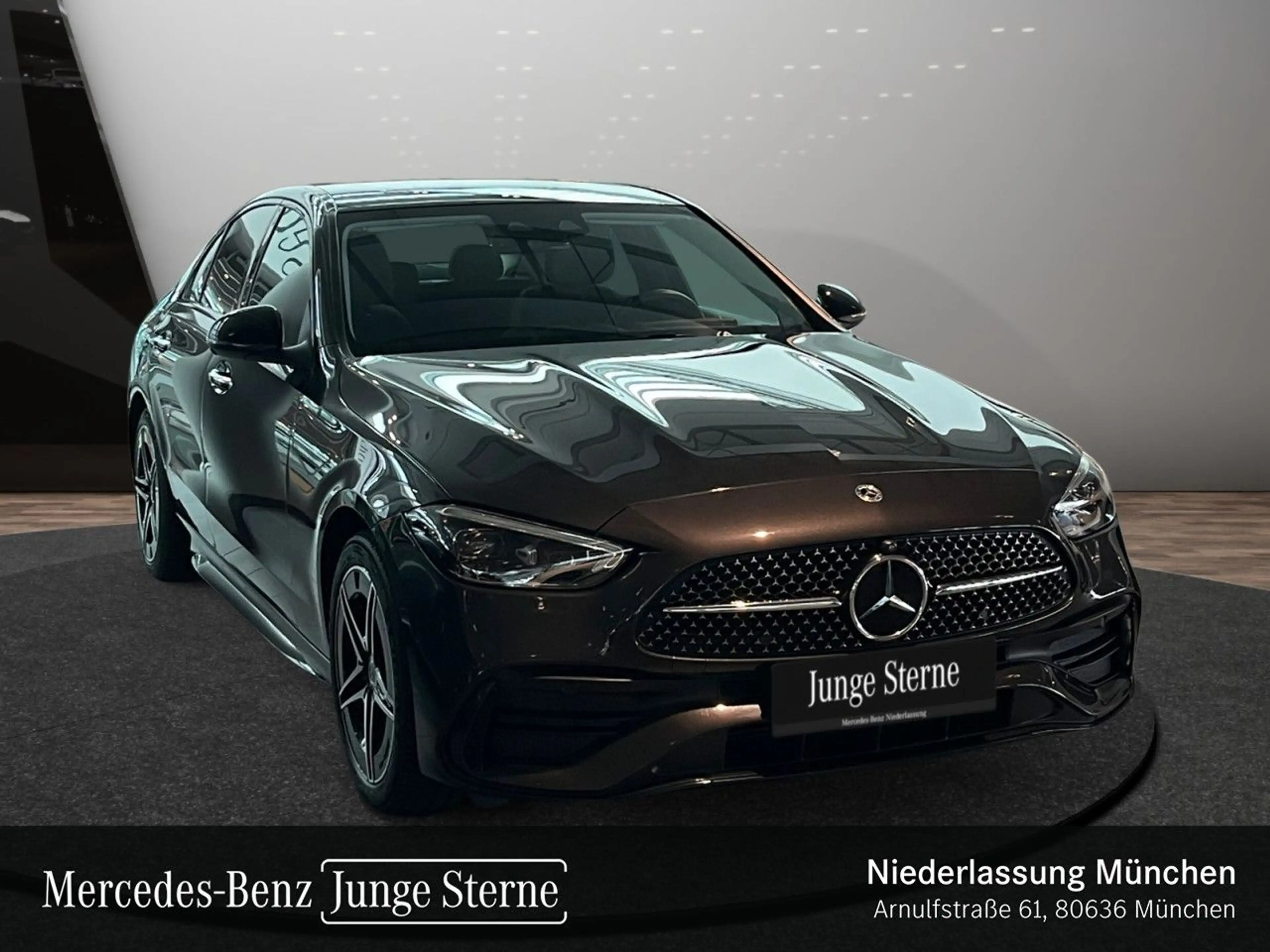Mercedes-Benz C 400 e 4M AMG+NIGHT+PANO+360+BURMESTER+SITZKLIMA — photo 5