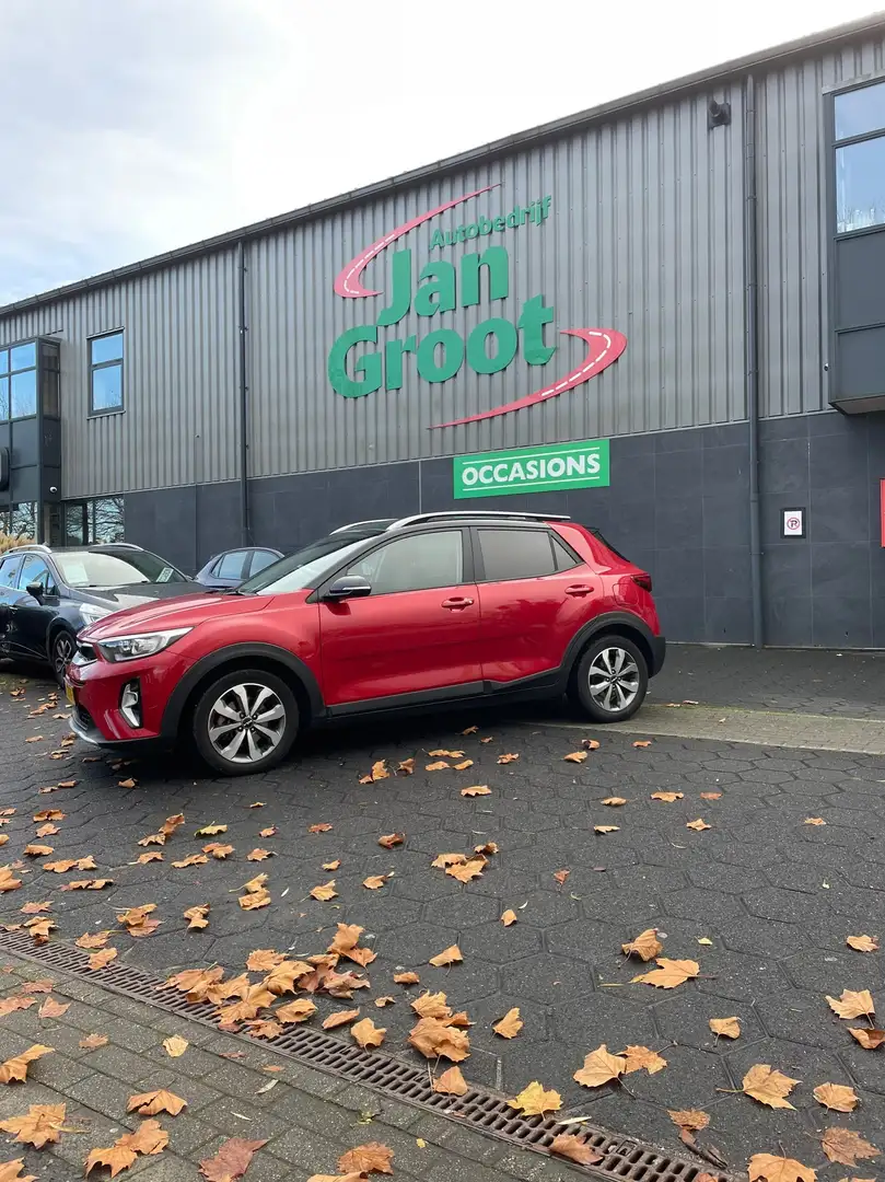 Kia Stonic 1.0 T-GDi MHEV DynamicPlusLine Rood - 1