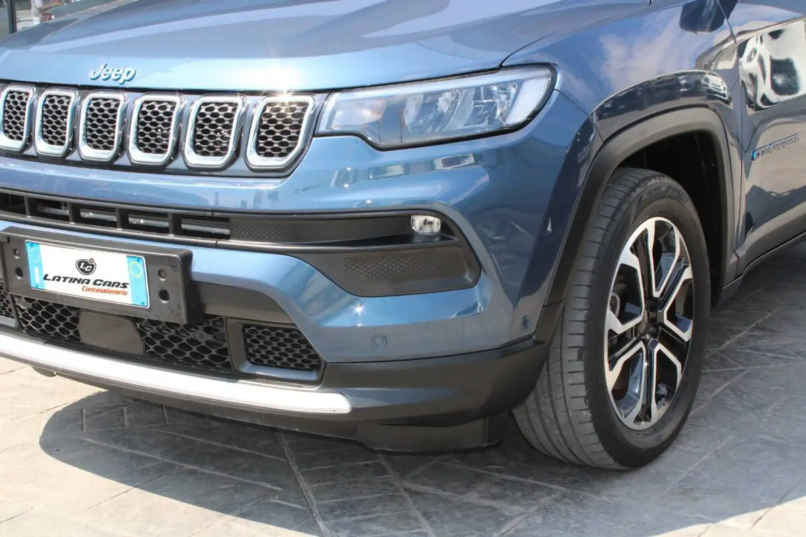 Jeep Compass 1.3 turbo t4 phev Limited 4xe auto Con TELECAMERA Kék - 2