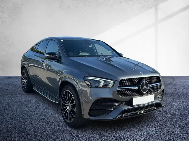 Mercedes-Benz GLE 350 de 4MATIC Coupé AMG Line Distr KeyGo PTS Ansicht 4