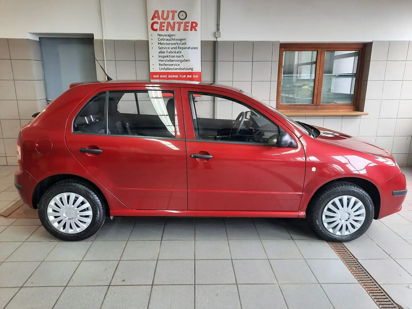 Skoda Fabia Classic Rojo - 2