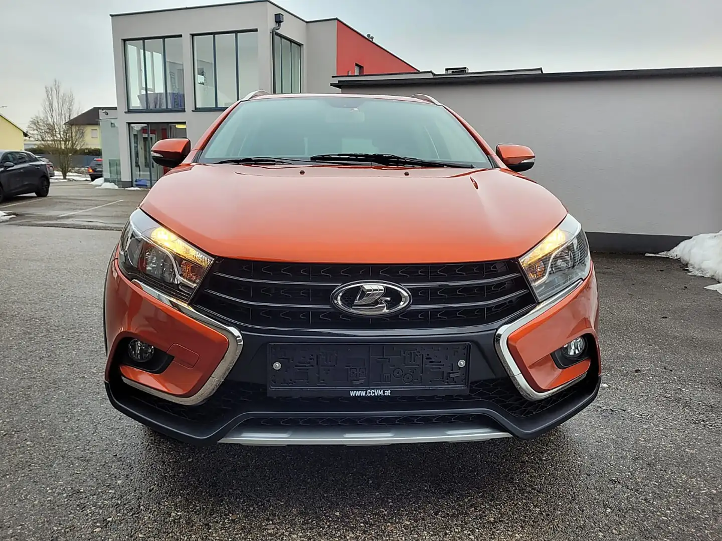 Lada Sonstige Lada Vesta SW Cross 1,6 Luxus Orange - 2