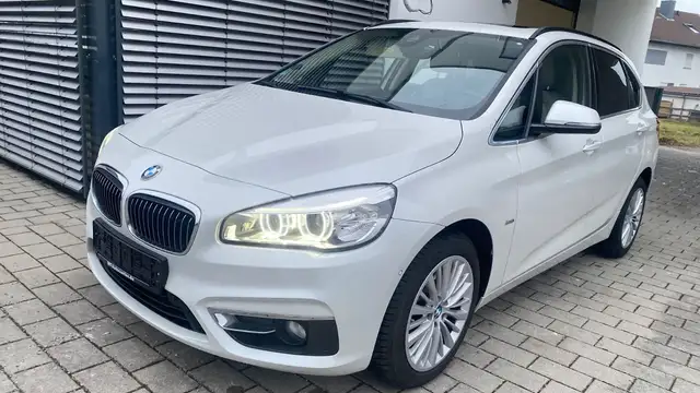 BMW 220 2 Active Tourer 220 d Luxury Line