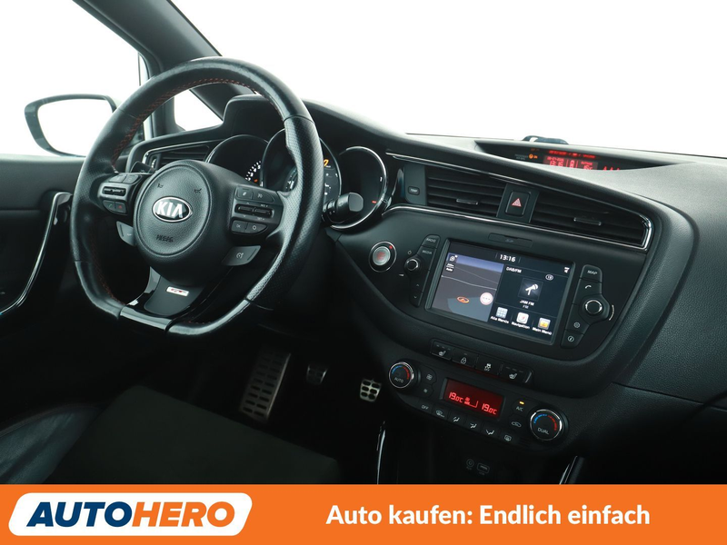Kia Ceed / cee'd 1.6 TGDI GT-Track *NAV*TEMPO*CAM*PDC*SHZ*ALU — photo 13
