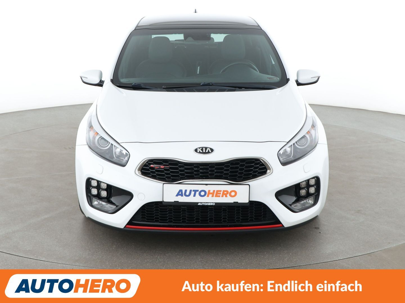 Kia Ceed / cee'd 1.6 TGDI GT-Track *NAV*TEMPO*CAM*PDC*SHZ*ALU — photo 9
