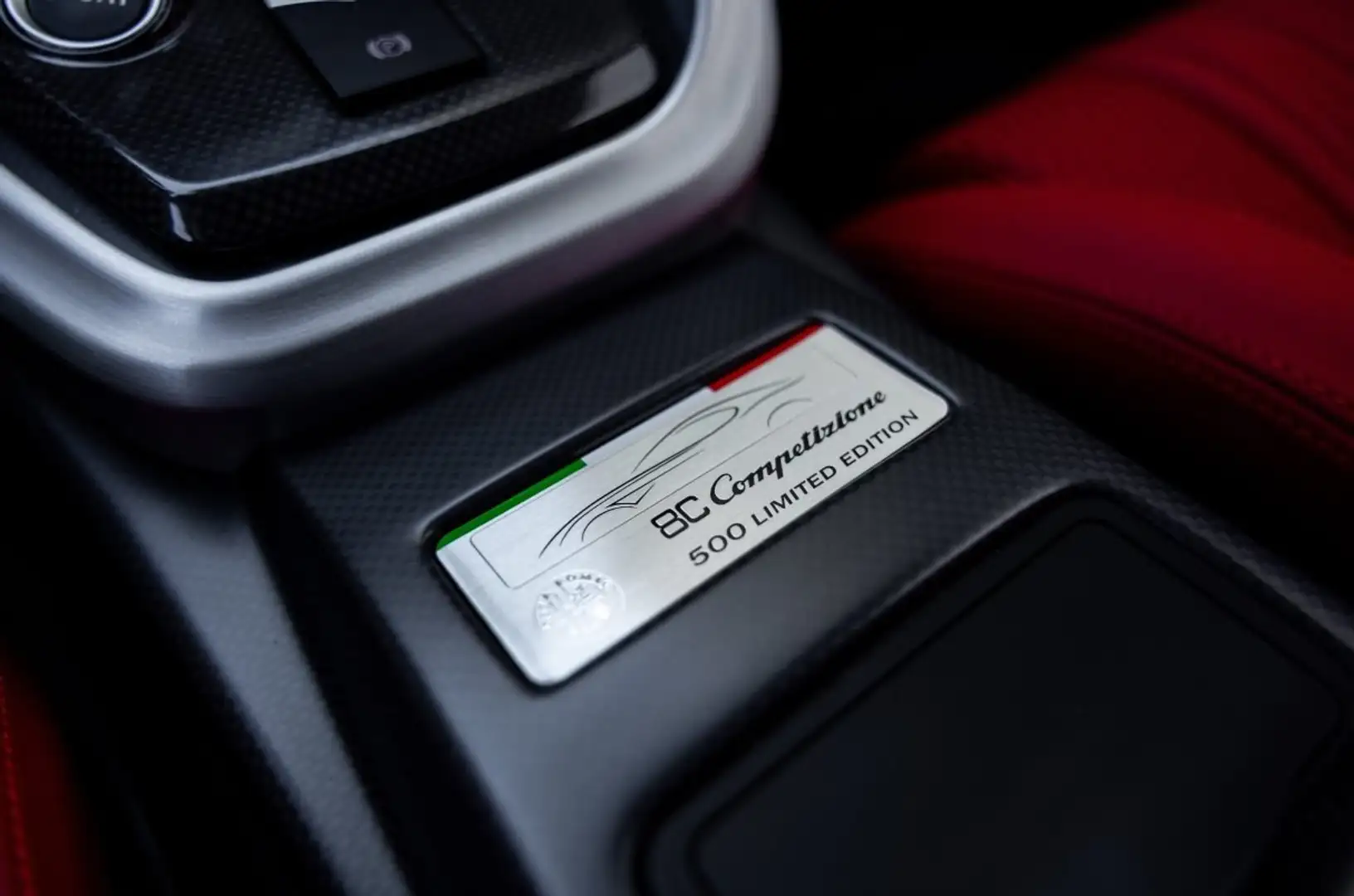 Alfa Romeo 8C Competizione Red - 1