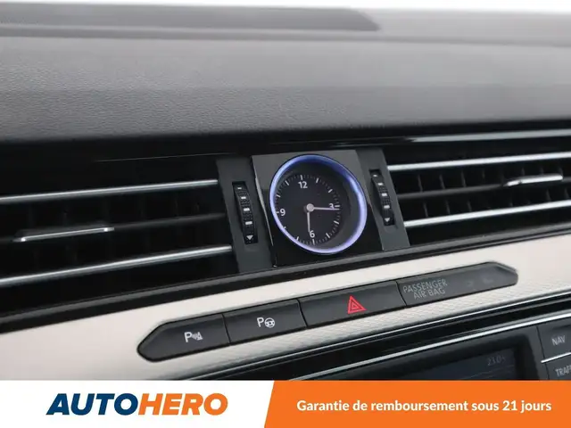 Volkswagen Passat view 27