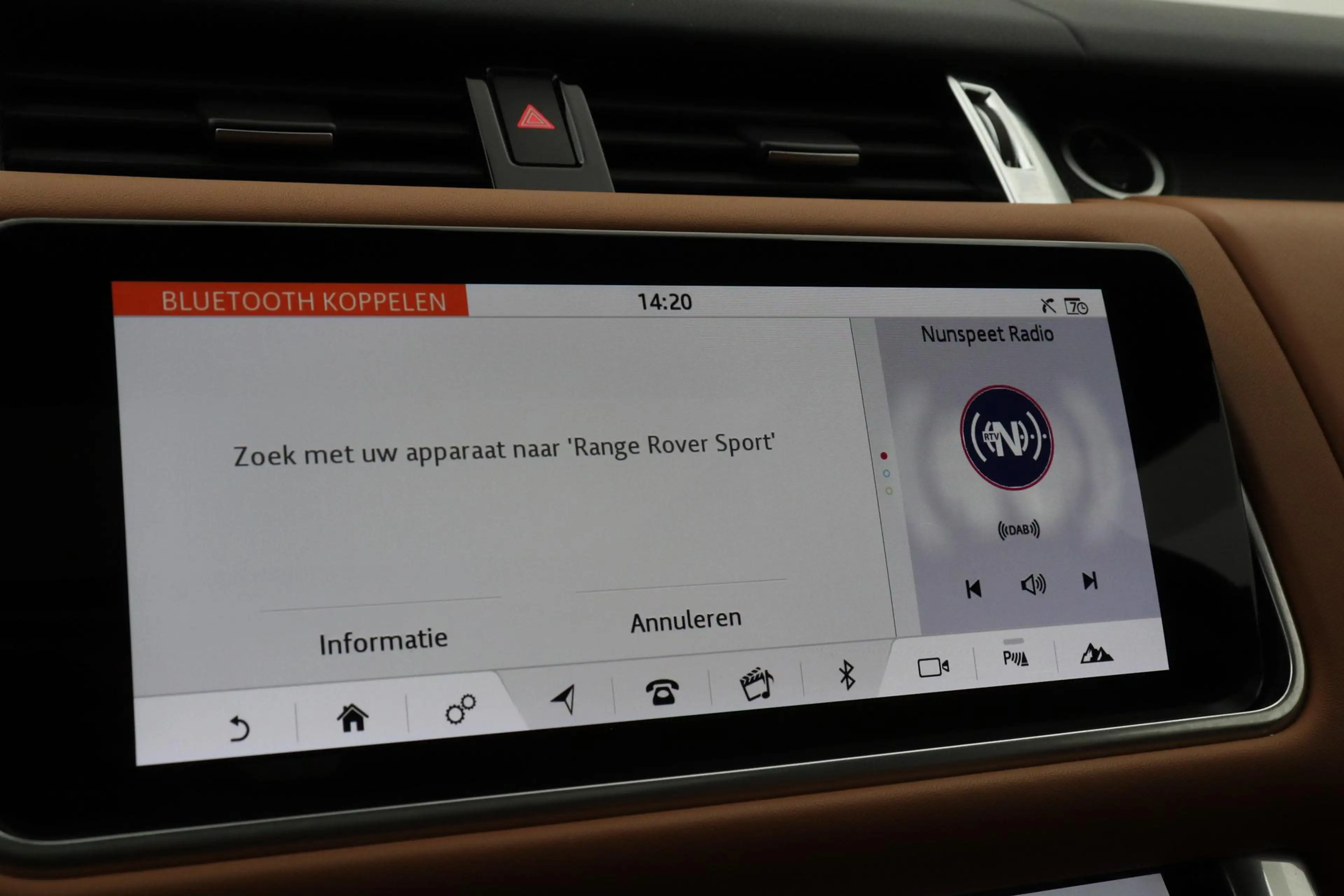 Land Rover Range Rover Sport P400e Limited Edition | Luchtvering | Trekhaak | M — photo 24