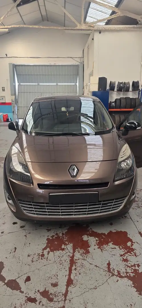 Renault Grand Scenic Scénic 1.6dCi eco2 Energy Bose 7pl. - 1