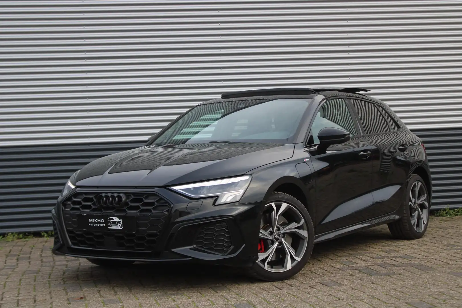 Audi A3 Sportback 45 TFSI e 3x S-Line | Panoramadak | RS S Negro - 1
