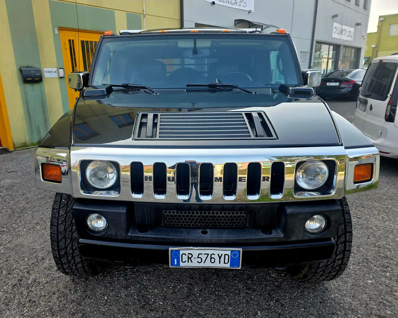 HUMMER H2 H2 6.0 V8 Luxury auto Negro - 2