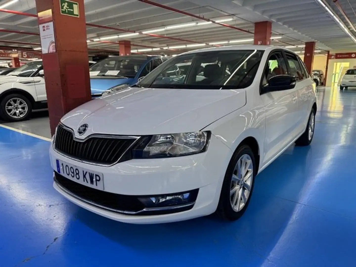 Skoda Rapid/Spaceback 1.0 TSI Style 81kW DSG Blanco - 2
