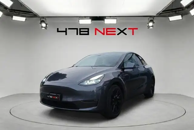 Tesla Model Y Model Y Long Range AWD