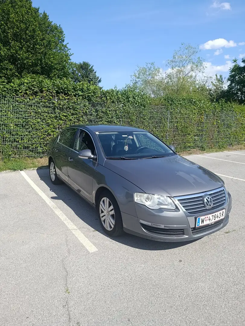 Volkswagen Passat 1.9 TDI Individual - 2