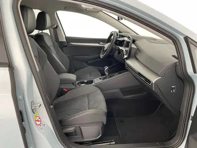 Volkswagen Golf view 11