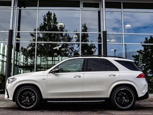 Mercedes-Benz GLE view 2