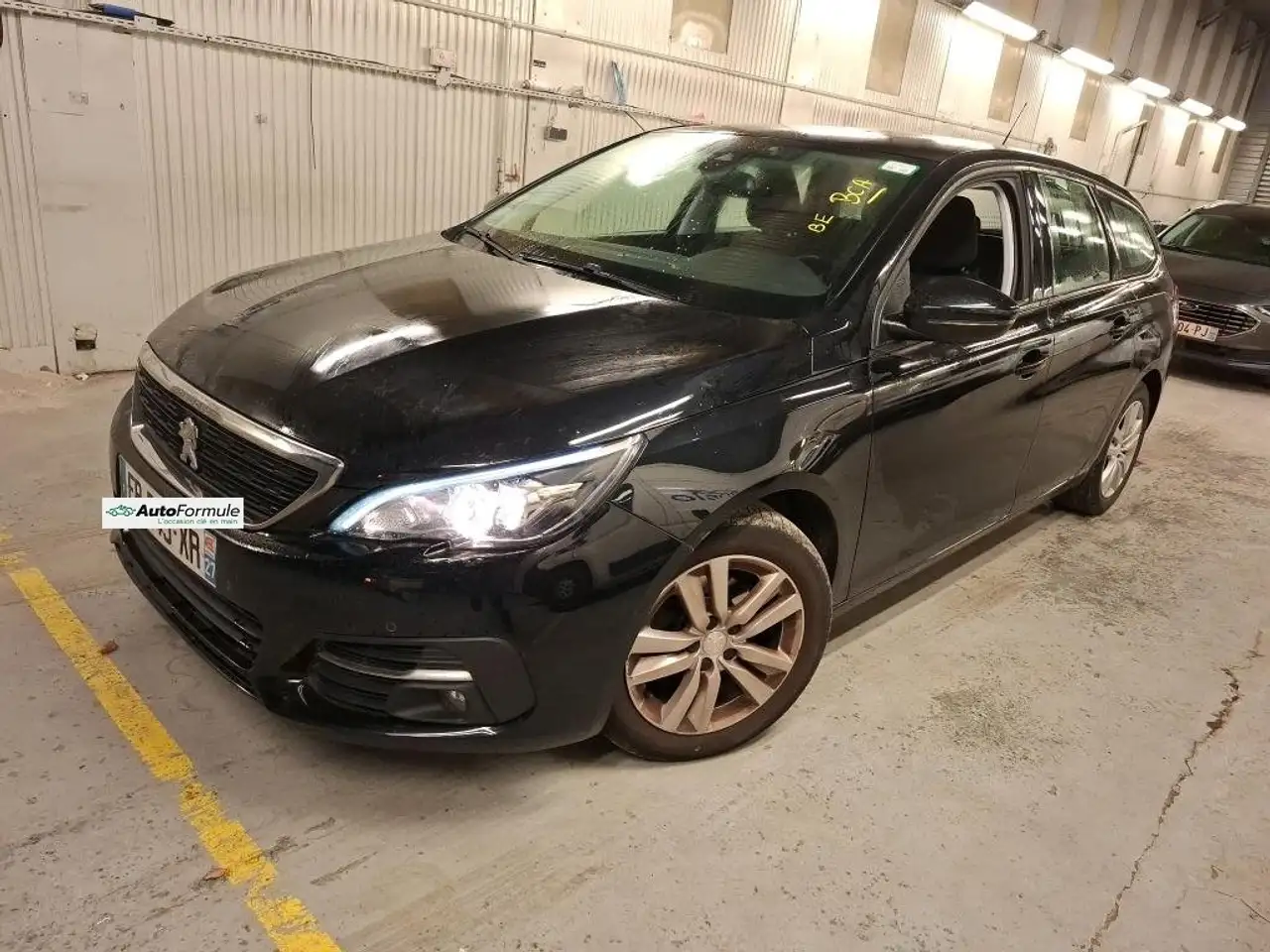 Peugeot 308 Break 1.5 BlueHDI 100ch Active Business 