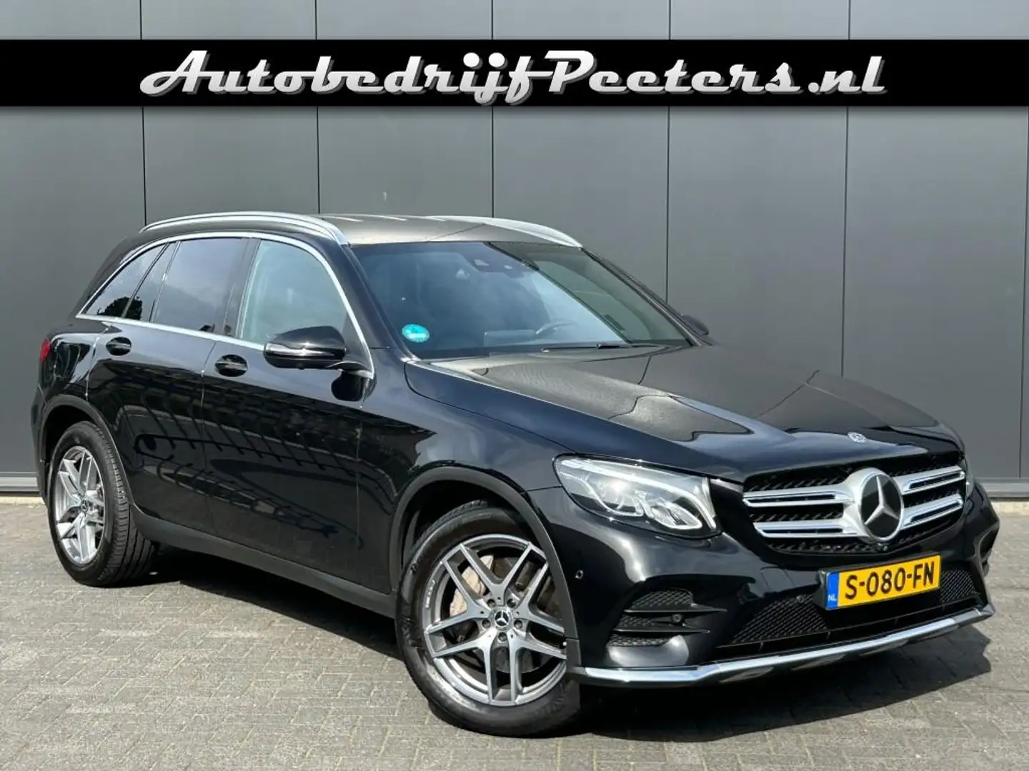 Mercedes-Benz GLC 250 GLC 250 4M AMG Line Leder LED Distronic 360ºCam Zwart - 1