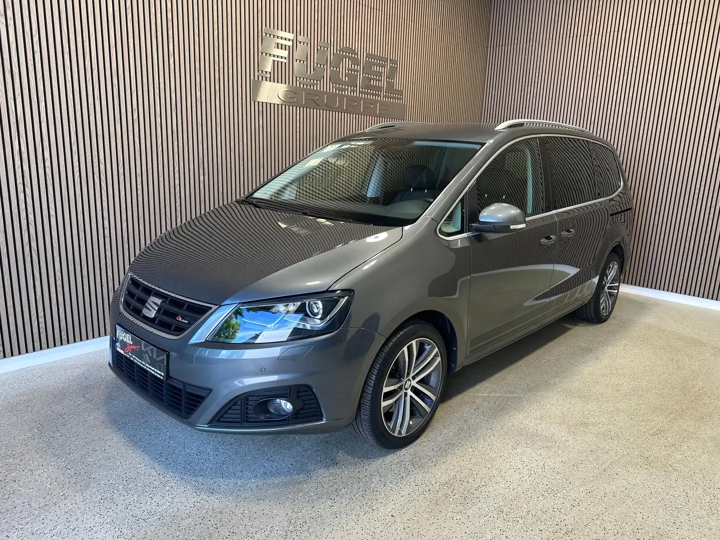 SEAT Alhambra 1.4 TSI DSG FR-Line 7S|AHK Grau - 2
