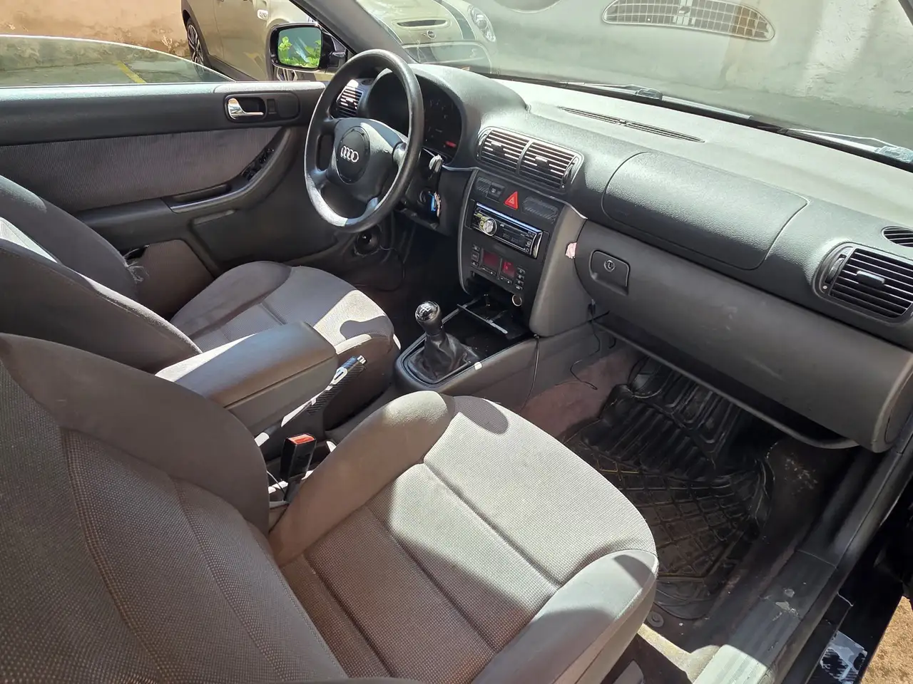 Audi A3 1,6 Ambiente, foto 8