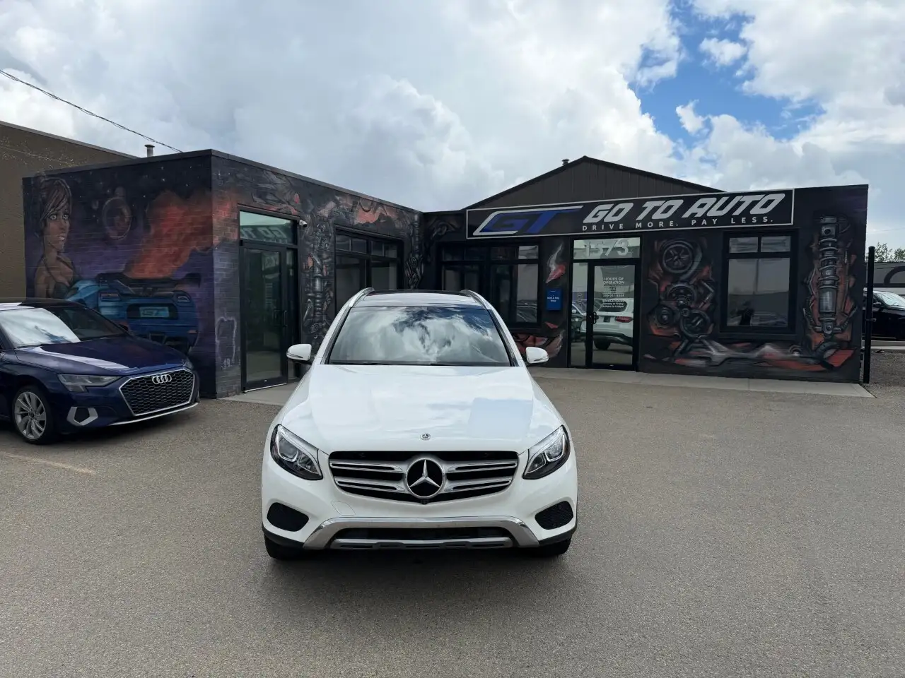 Mercedes-Benz GLC снимка Mercedes-Benz GLC