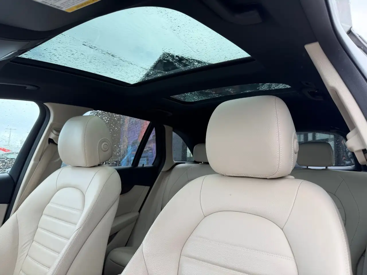 Mercedes-Benz GLC снимка Mercedes-Benz GLC
