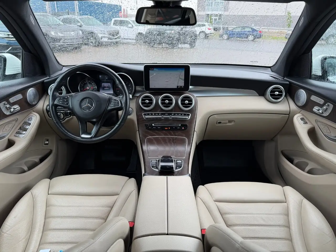 Mercedes-Benz GLC снимка Mercedes-Benz GLC