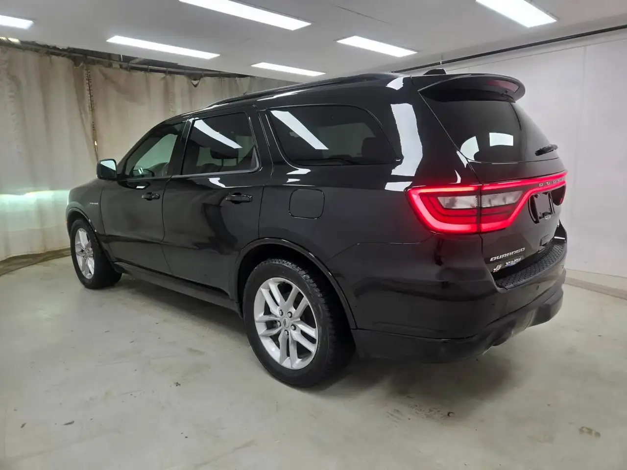 Dodge Durango снимка Dodge Durango