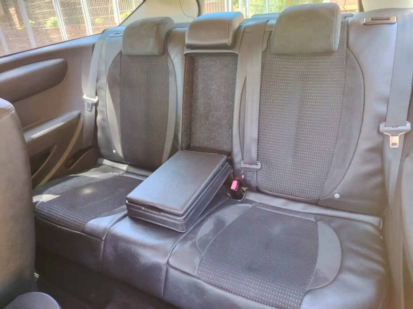 Citroen C4 Coupé 1.6i 16v VTR Plus Beige - 2