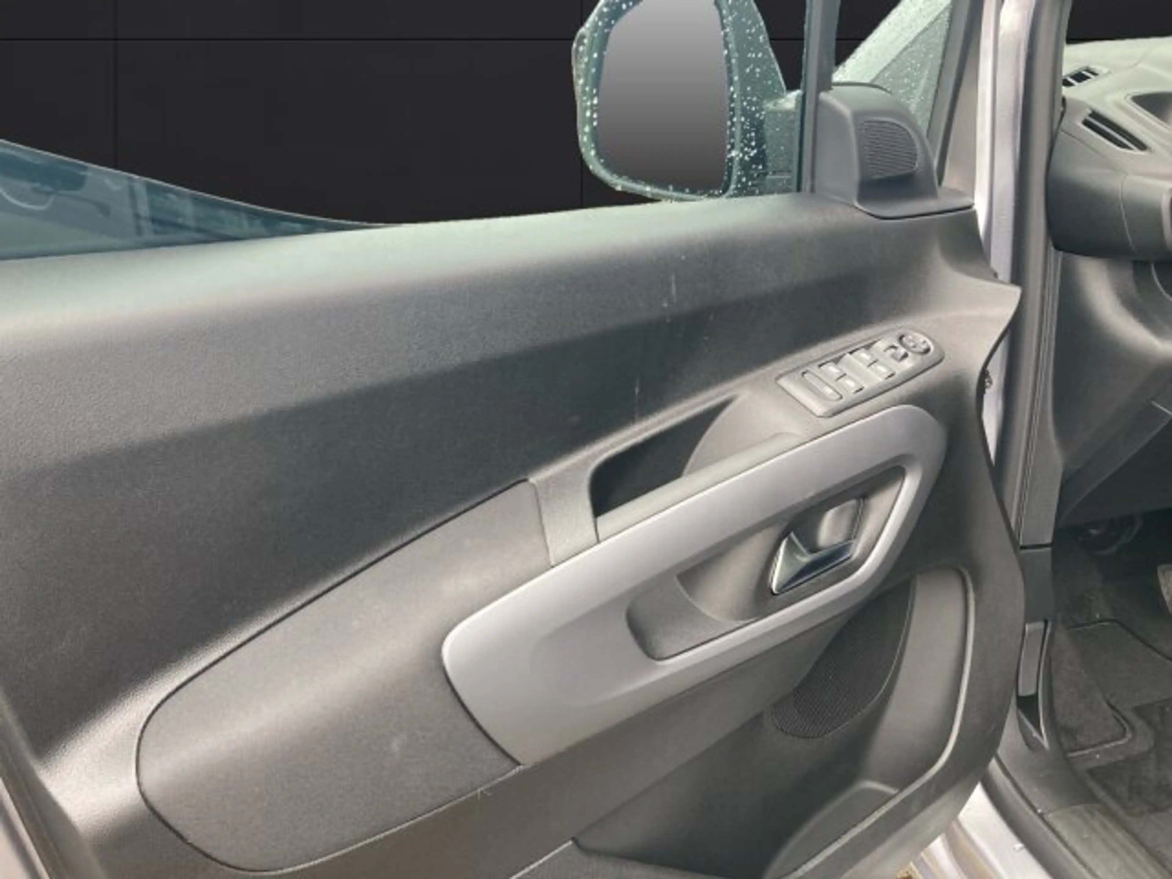 Citroen Berlingo Berlingo XL 130 MAX BAR +180°Kamera+NAV+ACC+SHZ+ — photo 7