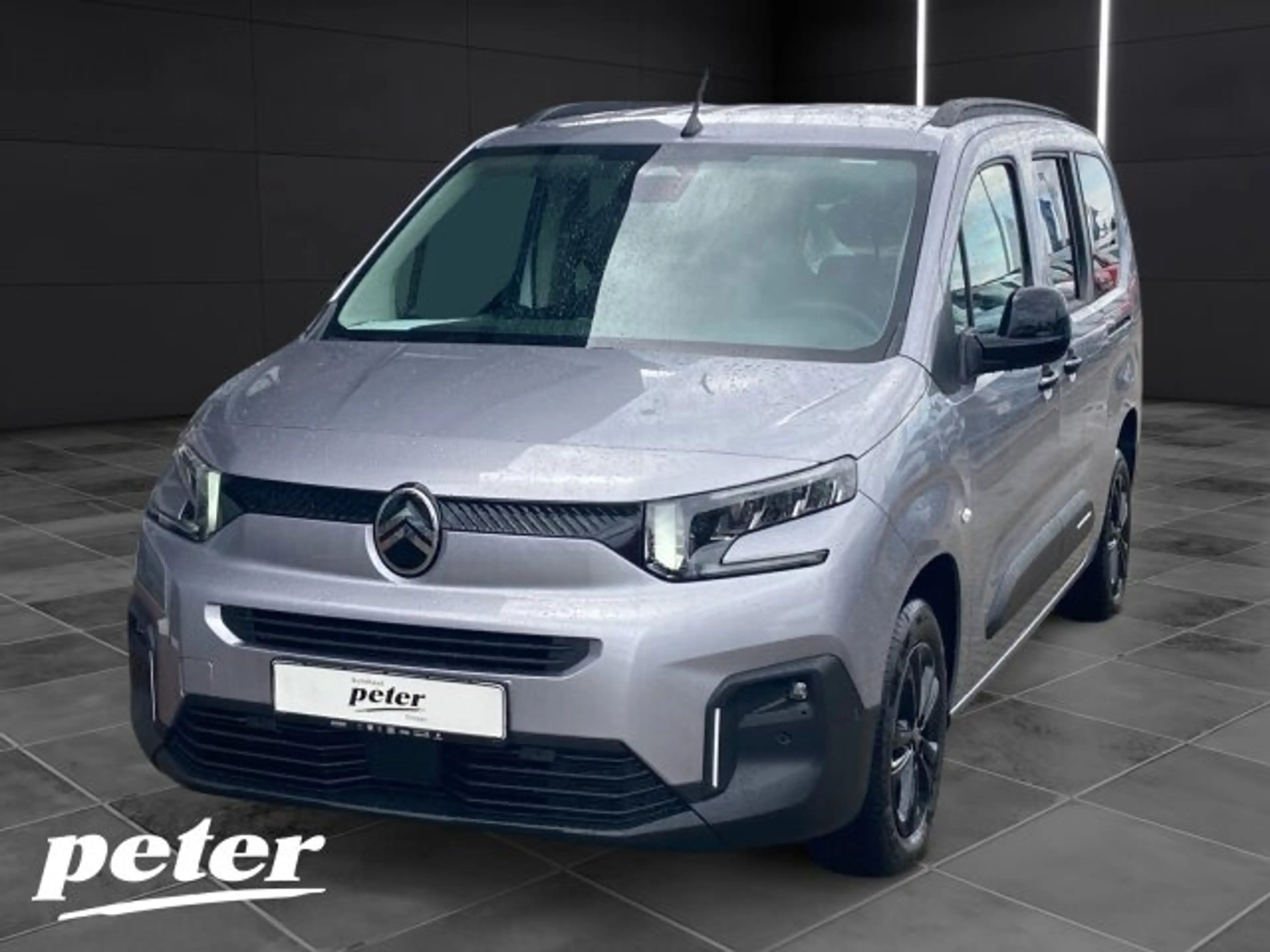 Citroen Berlingo Berlingo XL 130 MAX BAR +180°Kamera+NAV+ACC+SHZ+