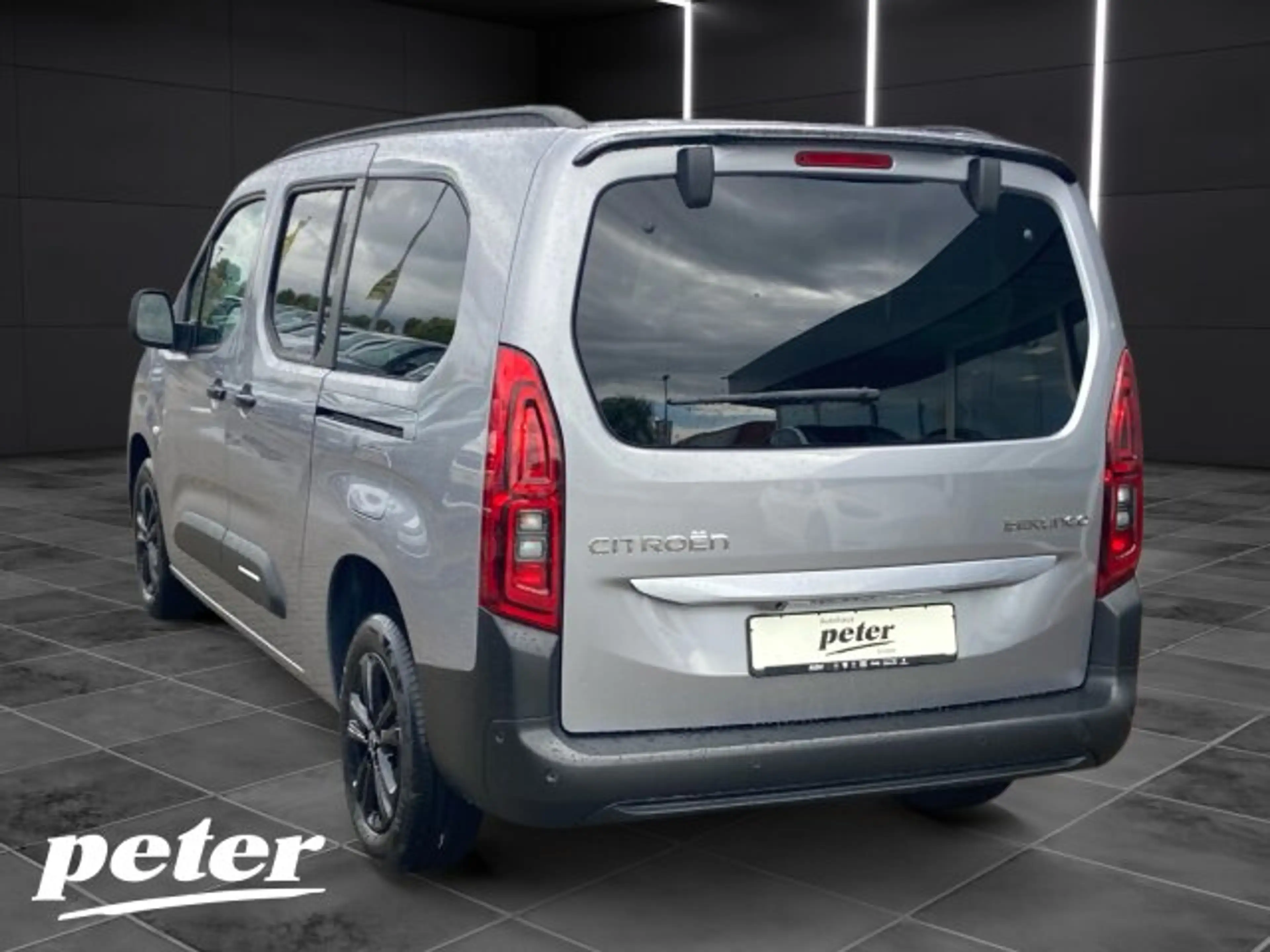 Citroen Berlingo Berlingo XL 130 MAX BAR +180°Kamera+NAV+ACC+SHZ+ — photo 3