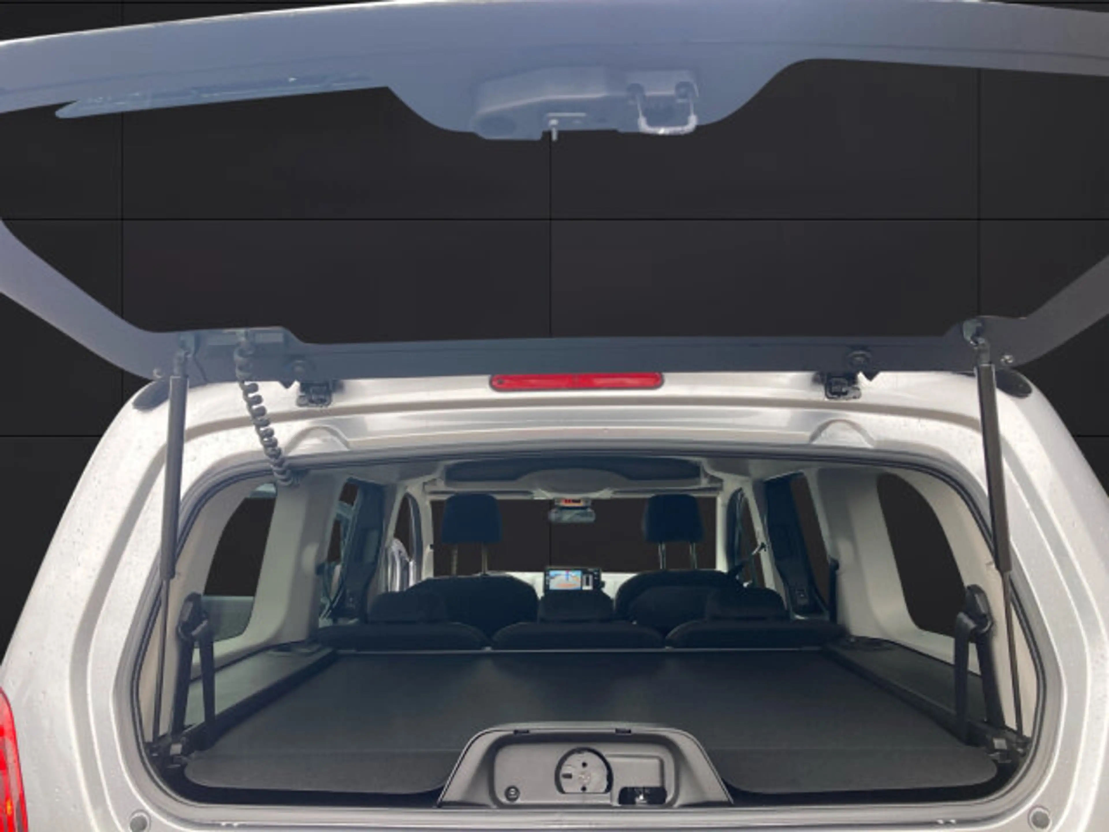 Citroen Berlingo Berlingo XL 130 MAX BAR +180°Kamera+NAV+ACC+SHZ+ — photo 14