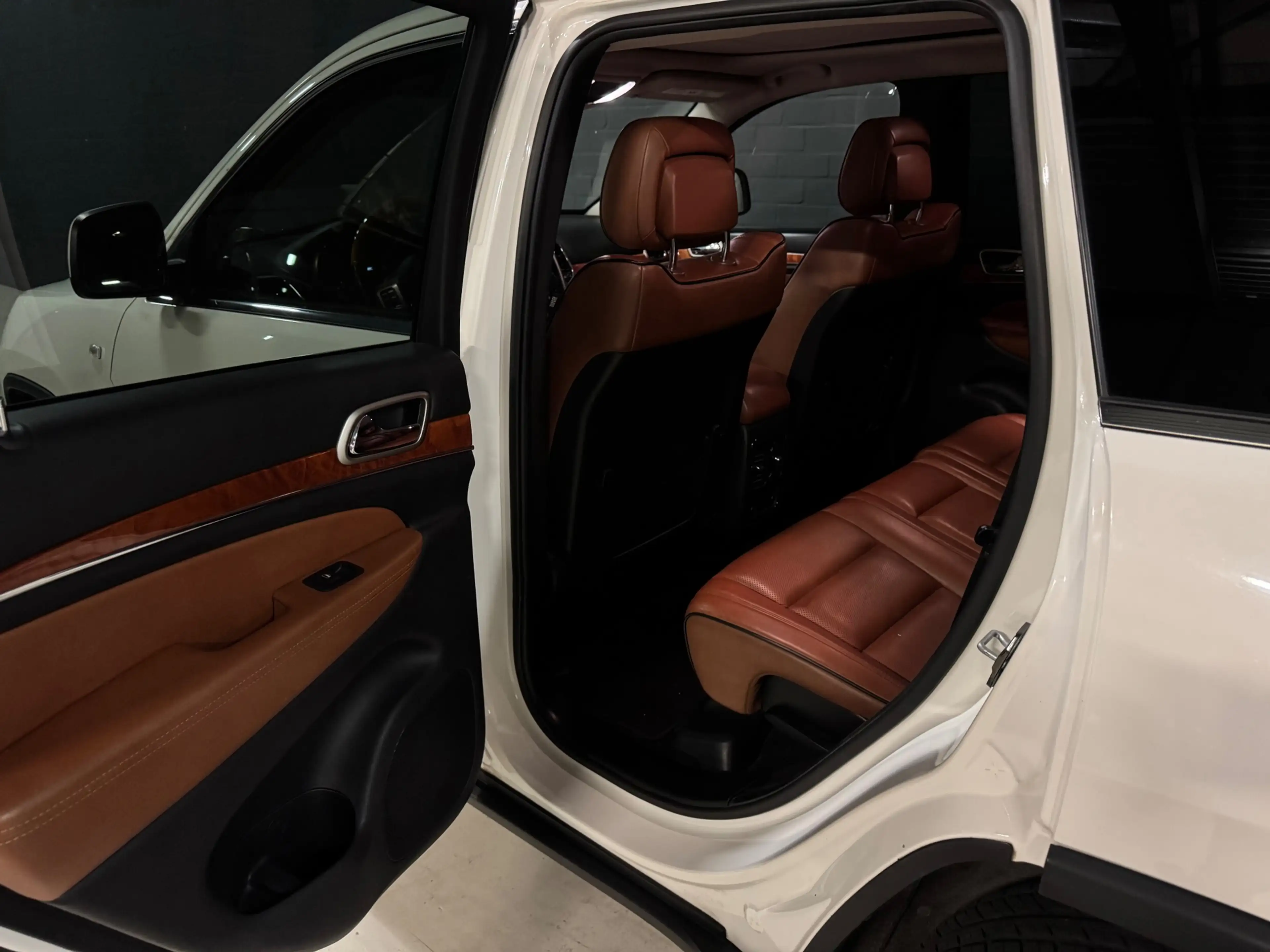 Jeep Grand Cherokee 3.0 CRD Limited Summit Overland Pano.dak — photo 9