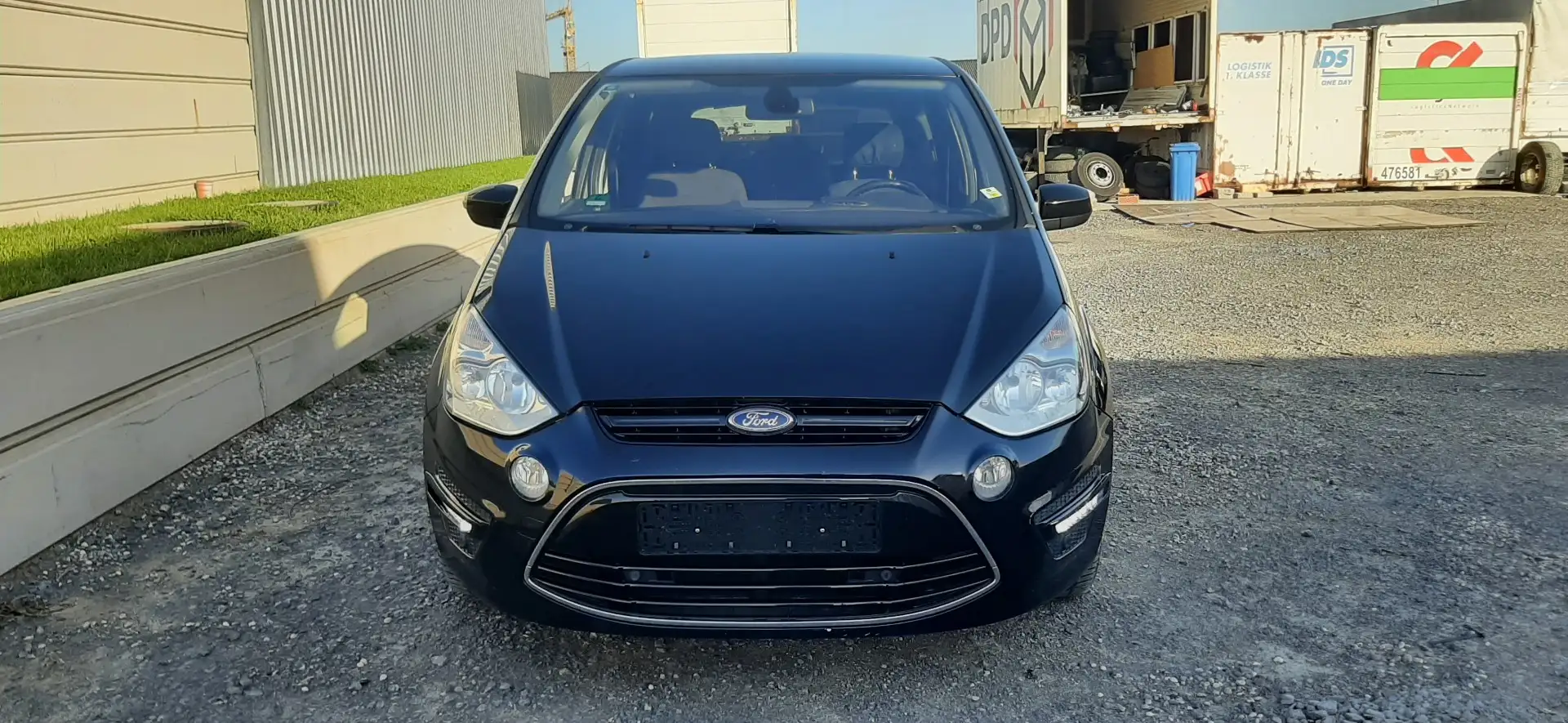 Ford S-Max Titanium, 7 Sitzer, Automatik, Navi, Klimaautomati - 2