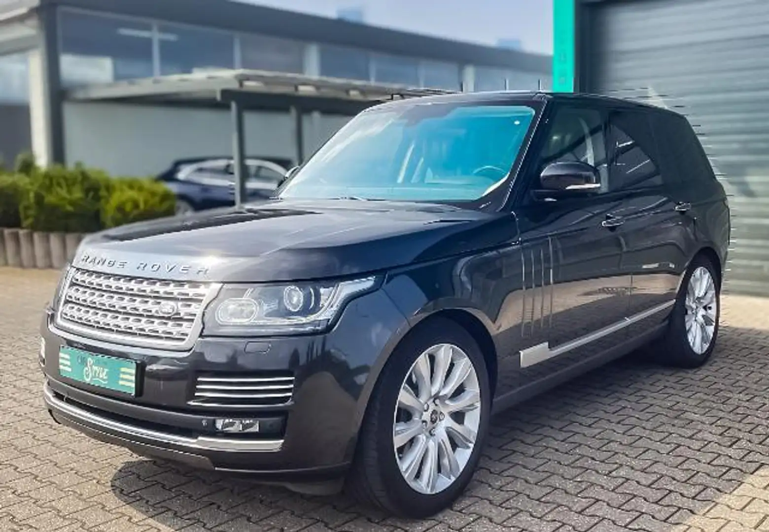 Land Rover Range Rover 3.0 TDV6 Autobiography Vogue PANO SOFT CLOSE Grau - 1