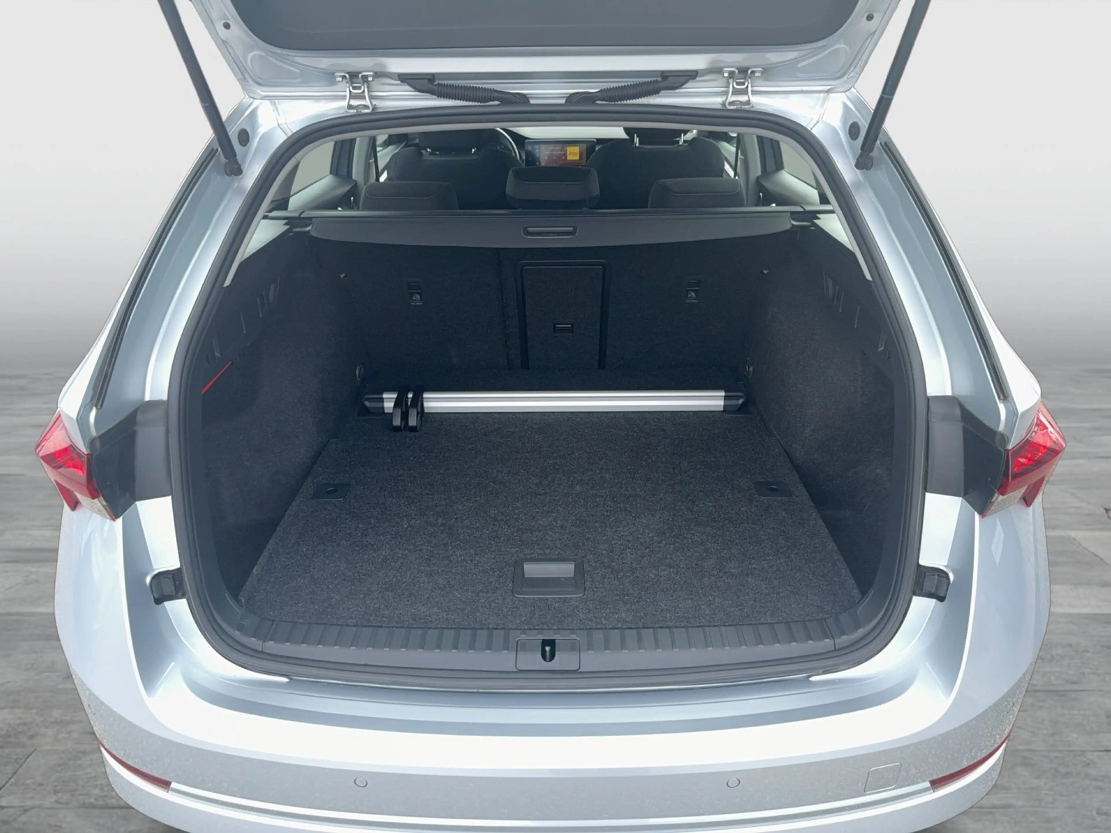 Skoda Octavia 4x4 Ambition TDI DSG — photo 22