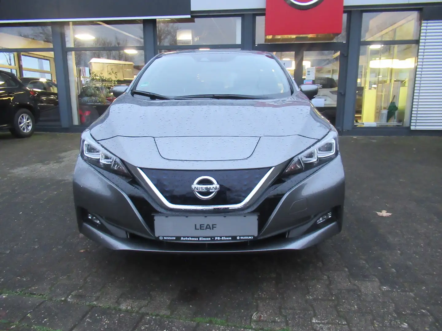 Nissan Leaf 40 kWh Tekna*LEDER*NAVI*4xKAMERA*SHZ*BOSE* Gris - 2