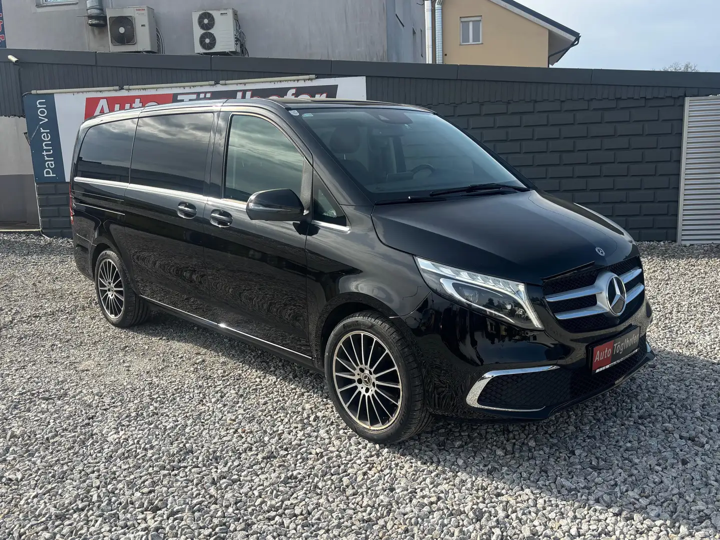 Mercedes-Benz V 250 d AVANTGARDE 4MATIC lang Leasing Standheiz ACC LED Schwarz - 1