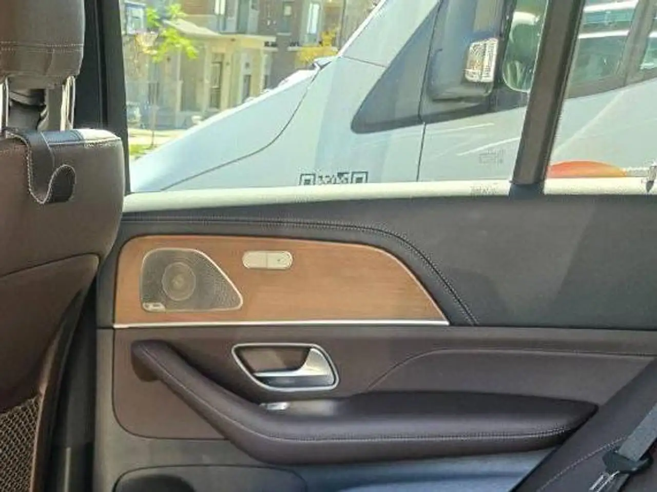 Mercedes-Benz GLE снимка Mercedes-Benz GLE