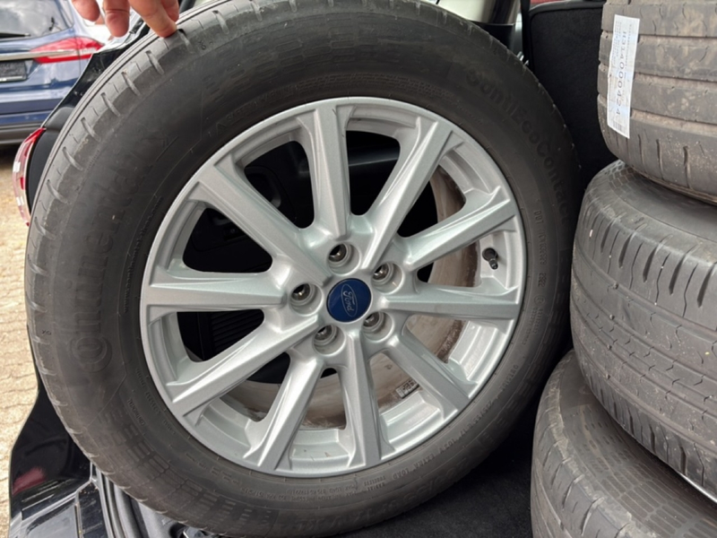 Ford S-Max TREND / WINTERPAKET / BUSINESSPAKET 1 / 5-SITZER — photo 11