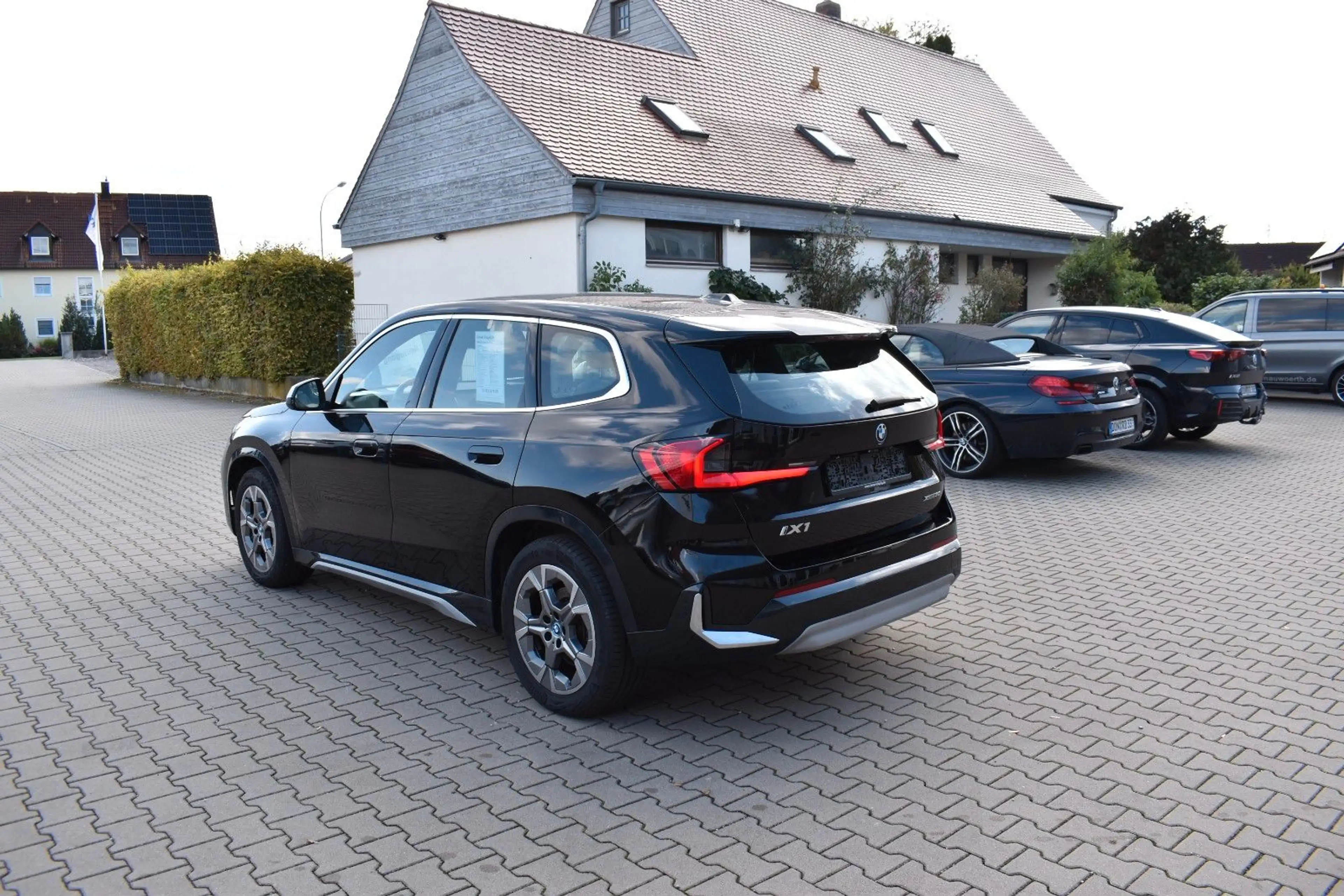 BMW iX1 xDrive30 xLine Navi Keyless Parking Assistan — photo 5