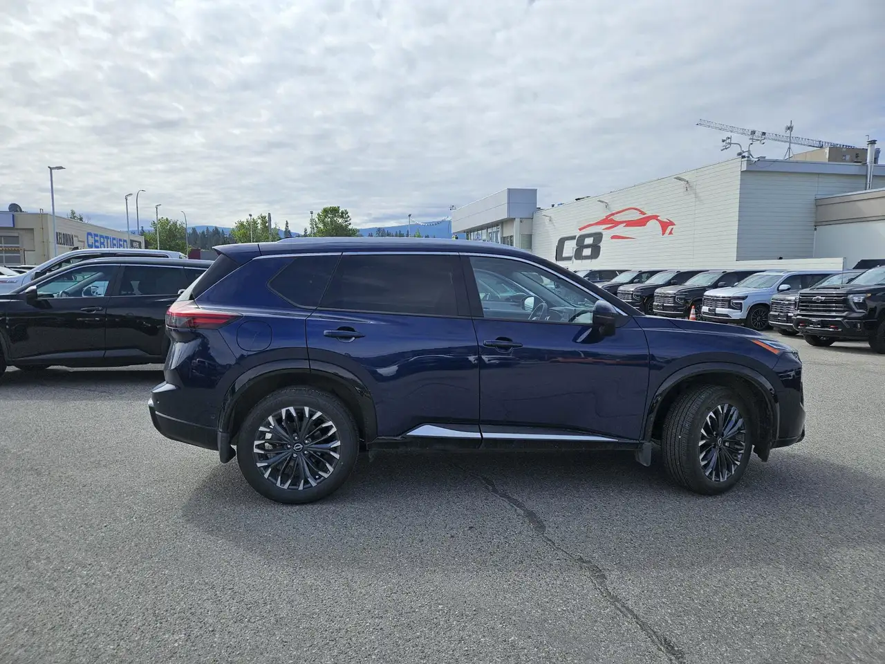 Nissan Rogue снимка Nissan Rogue