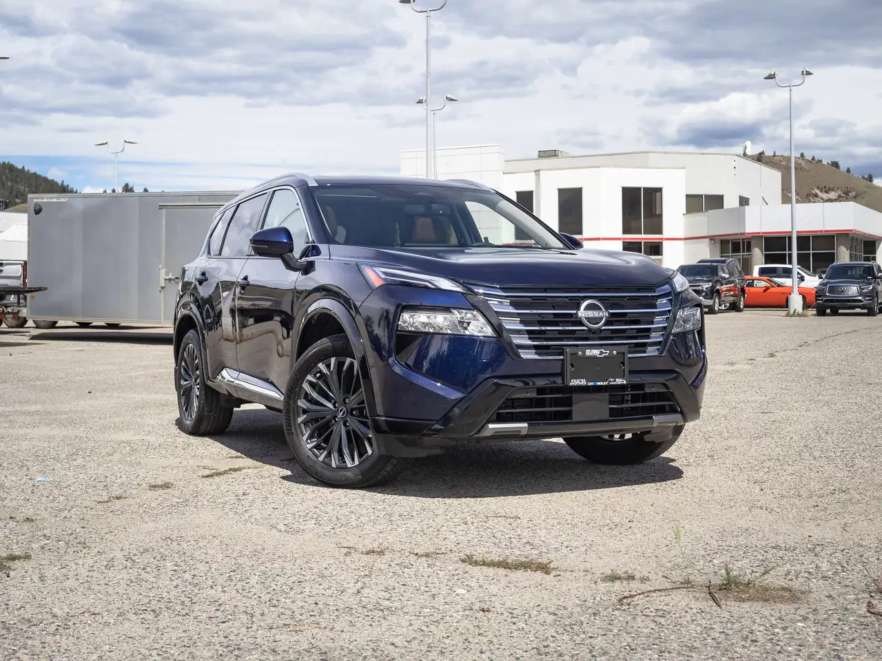 Nissan Rogue снимка Nissan Rogue